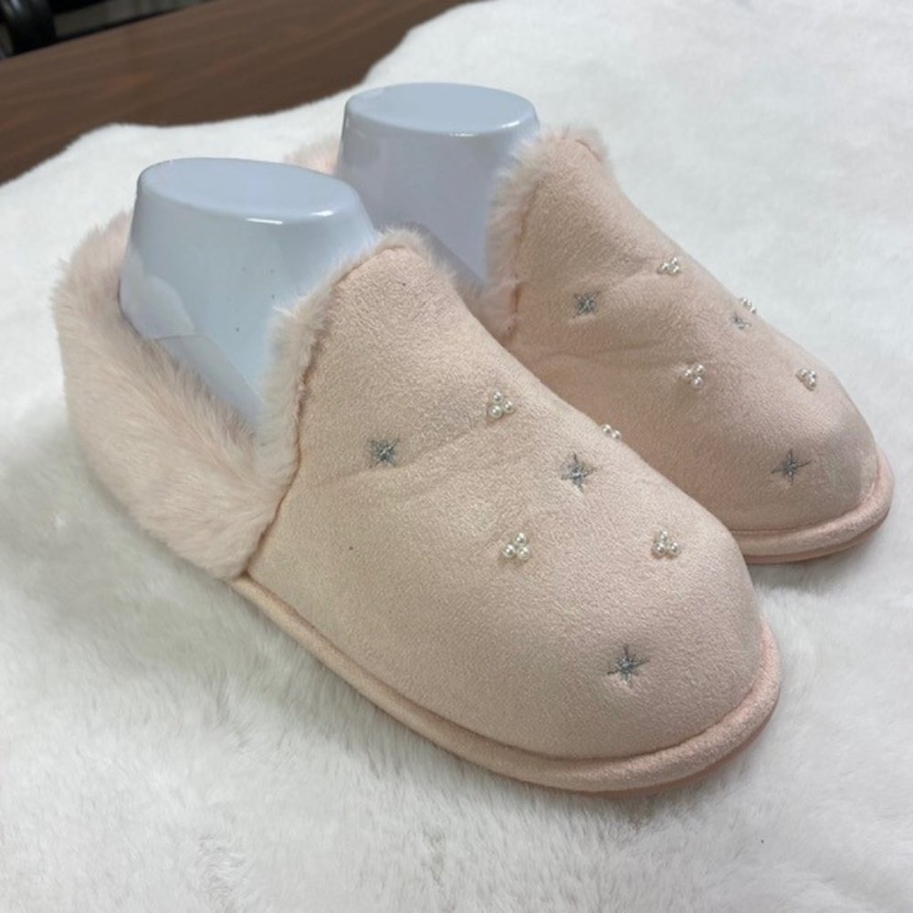 Jessica Simpson PINK Faux Fur Lined Cozy Slippers Embellished, size 7/8 (Medium)